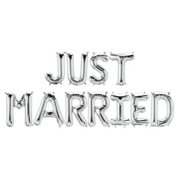 Фолиев надпис "just married"