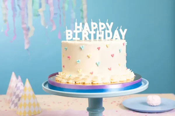 Свещи за торта бели "Happy Birthday"