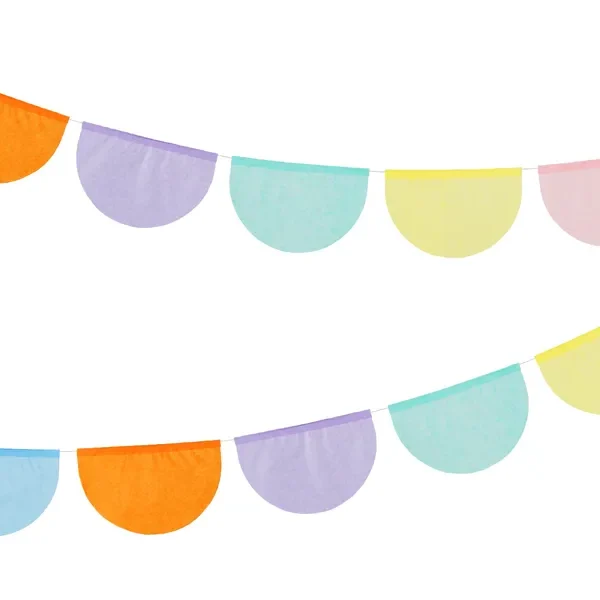 Забавен парти гирлянд от многоцветни флагове 